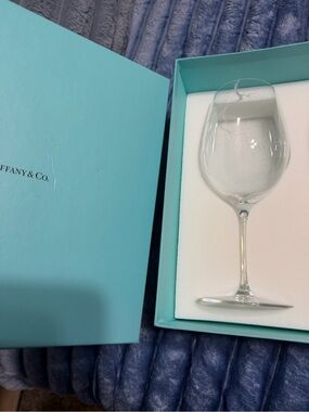 Tiffany & Co. Clear Etched Crystal Wine Glass with Tiffany Blue Box